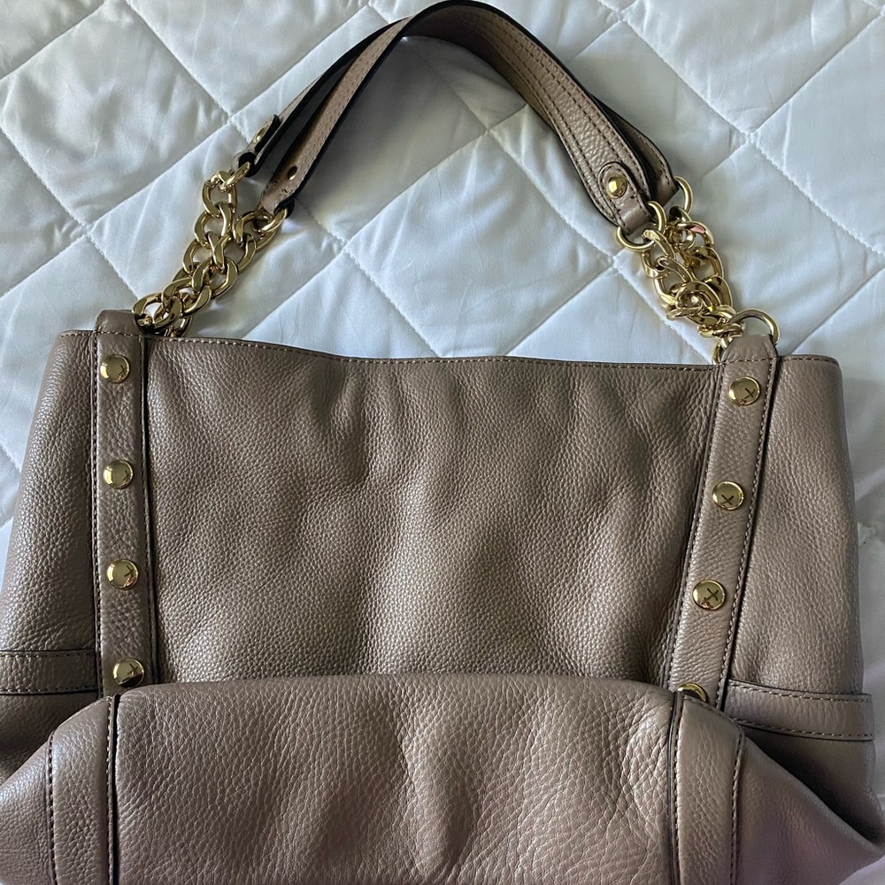 Michael Kors Purse - only used a few times!